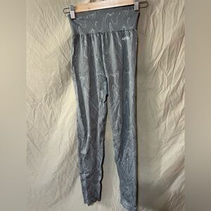 AYBl leggings